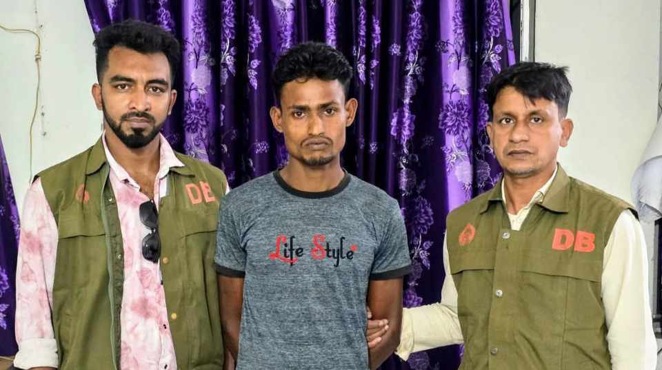 নড়াইল ডিবি পুলিশের অভিযানে ৫০ পঞ্চাশ পিস ইয়াবা ট্যাবলেটসহ একজন গ্রেফতার